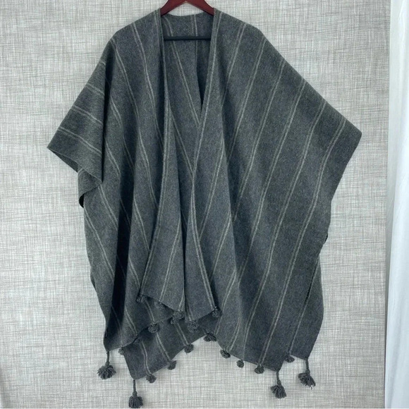 Madewell Poncho One Size no sleeves open front gray 1815 - Picture 1 of 7